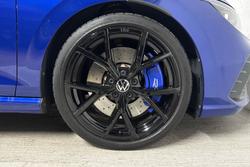 VOLKSWAGEN Golf Photo 5