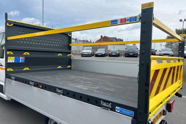 Volkswagen Crafter Photo 43
