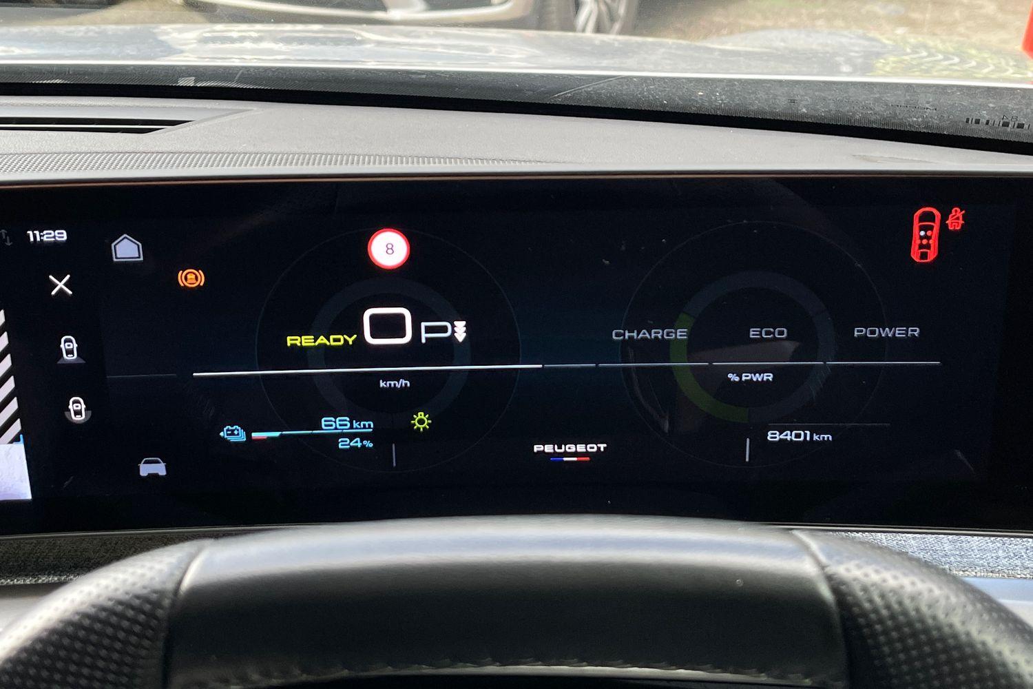 Peugeot E-3008 Photo 12