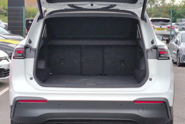 VOLKSWAGEN Tiguan Photo 12