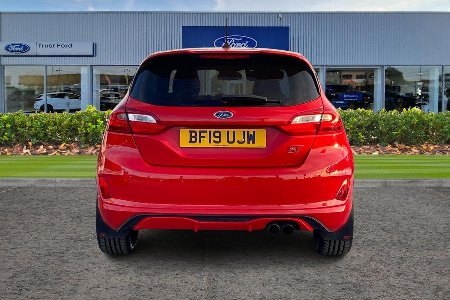 Ford Fiesta Photo autoimg-7a045cc070562b02ebf3f00d0ccc7649ced58b53.jpg