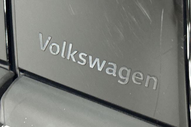 Volkswagen Golf Photo 30