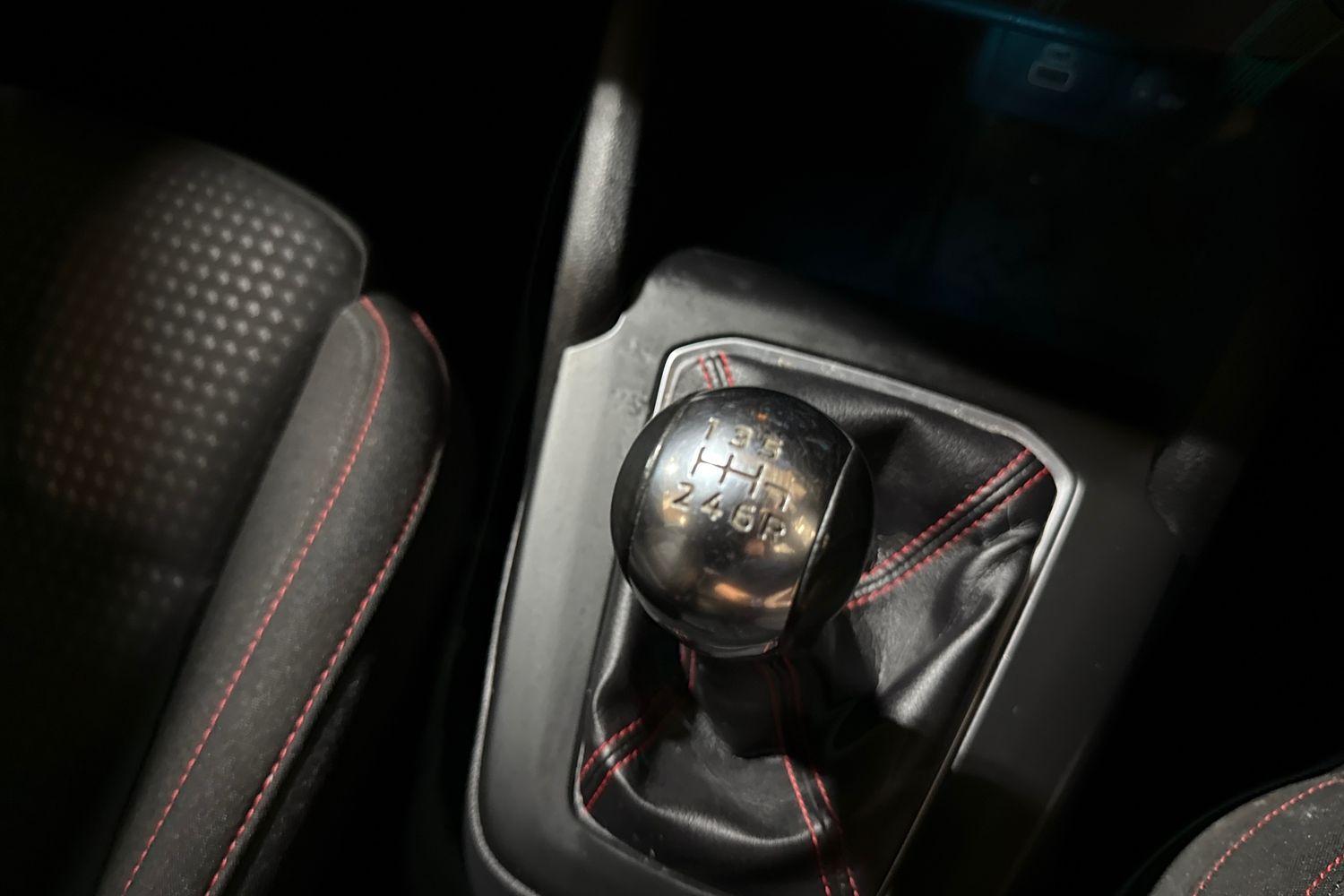 Ford FOCUS Photo 30