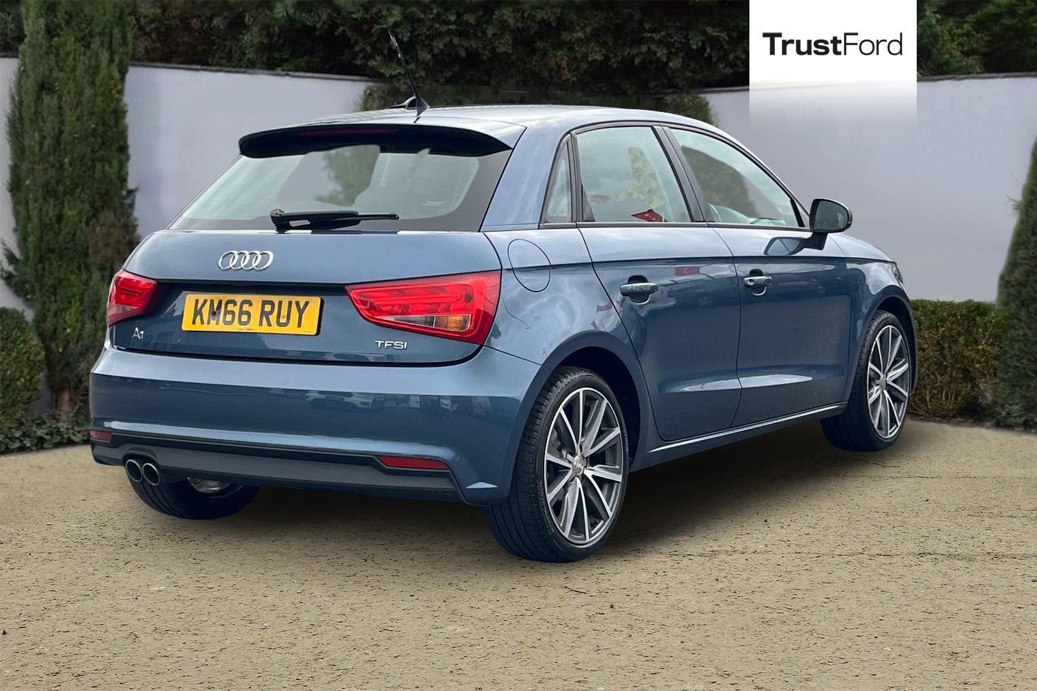 Audi A1 Photo 3