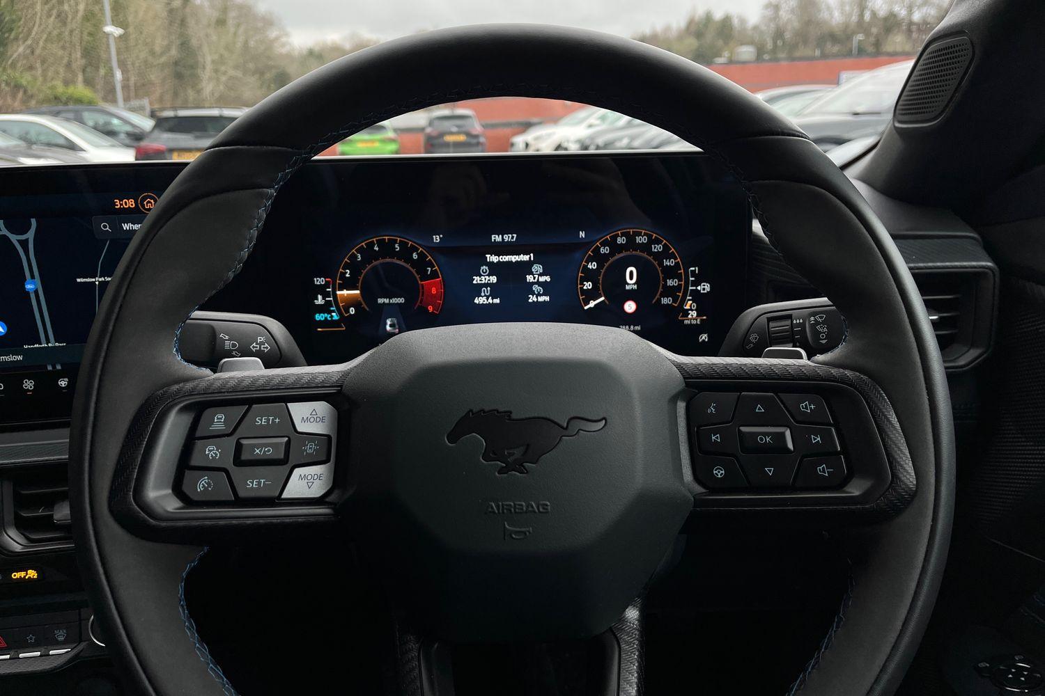 Ford Mustang Photo 11