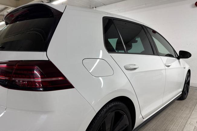 VOLKSWAGEN Golf Photo 38