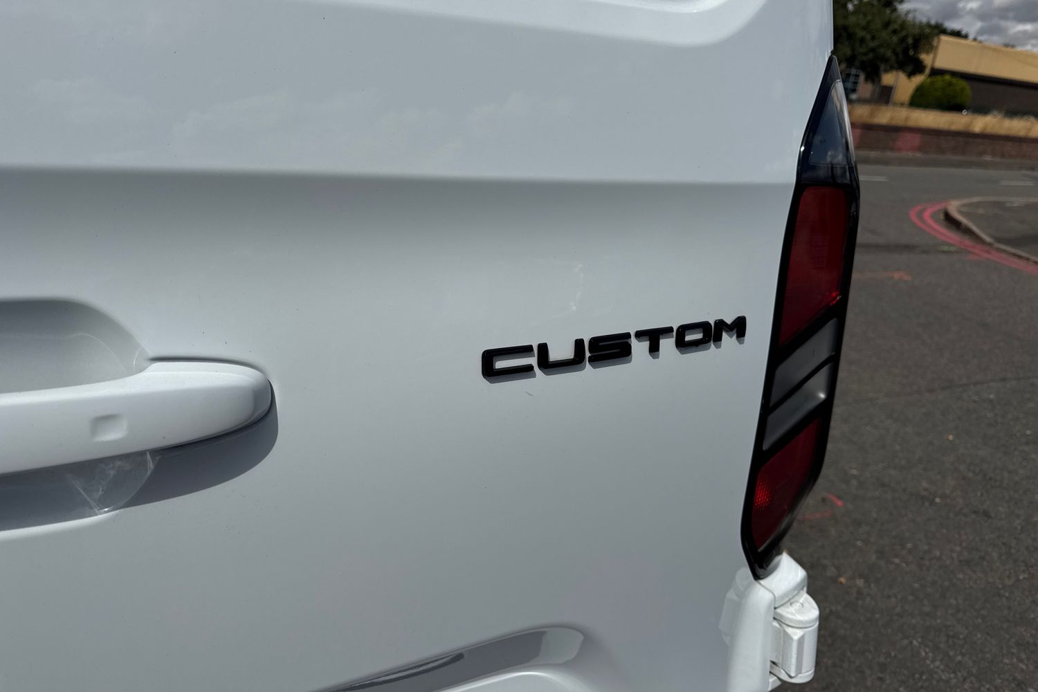 Ford TRANSIT CUSTOM Photo 19