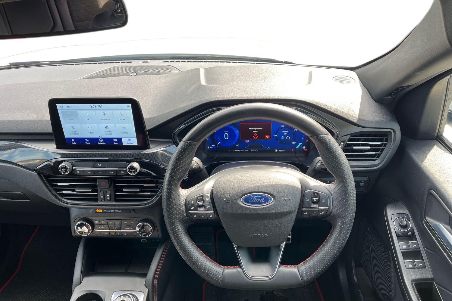 Ford KUGA Photo 10