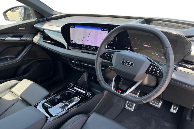 AUDI Q6 E-Tron Photo 6