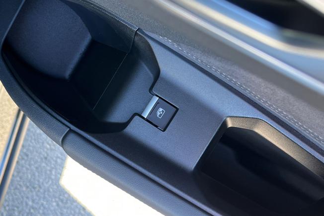 Audi Q4 e-tron Photo 50