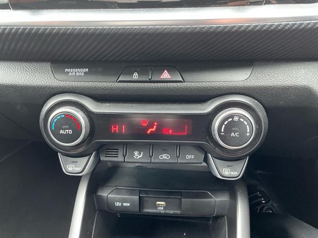 KIA Stonic Photo 39