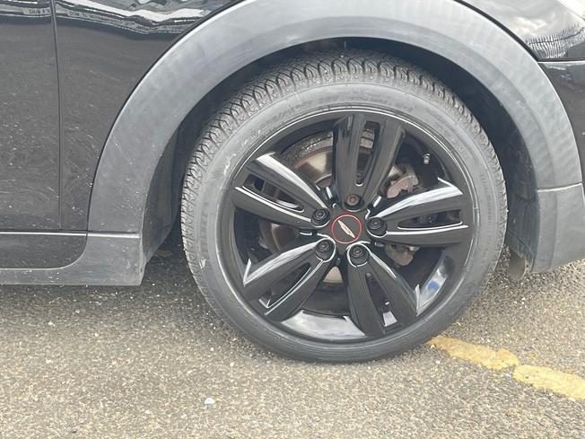 MINI Hatchback Photo 5