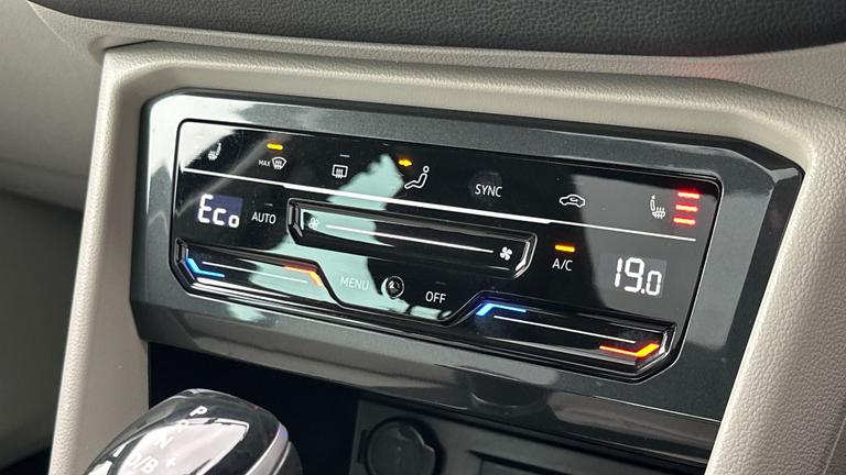 Used Volkswagen Tiguan VK72DTX 12