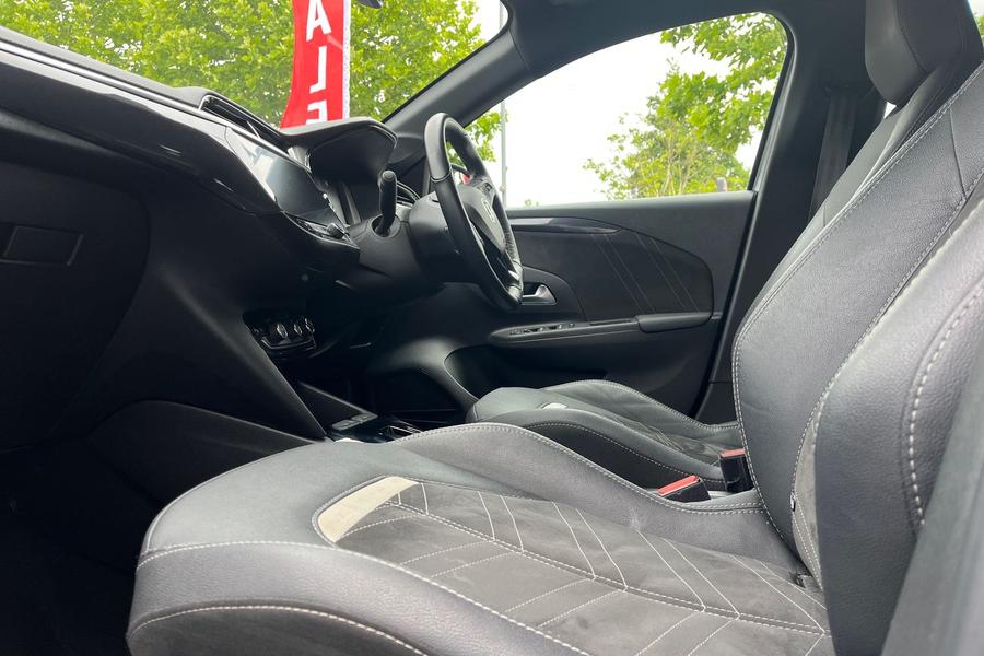 Vauxhall CORSA Photo autoimg-7a29faff4dd87c8300b63e57bb30d31dcb9f4558.jpg
