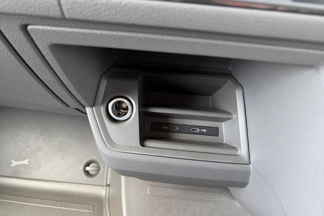 Volkswagen Crafter Photo 50