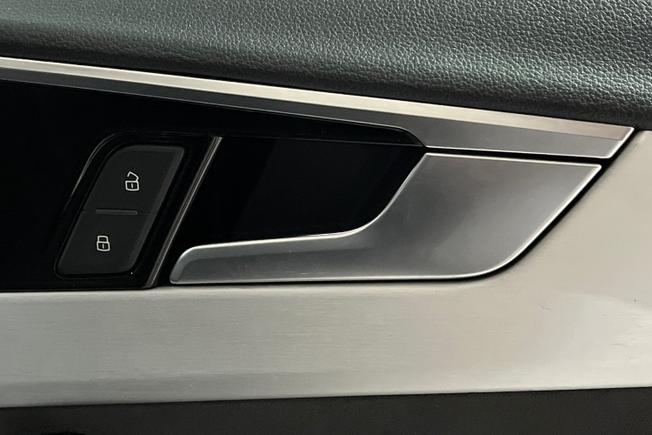 Audi A4 Avant Photo 26