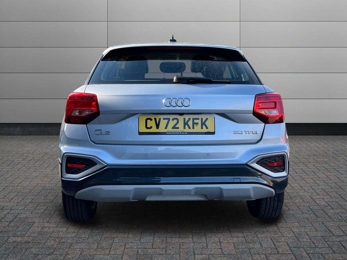 Audi Q2 Photo 6