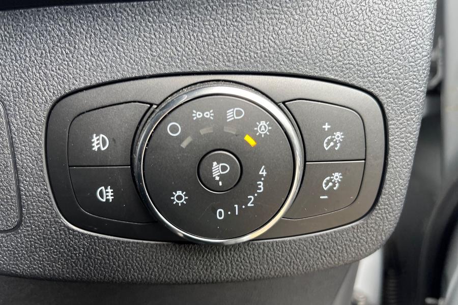 Ford Puma Photo autoimg-7a398815c135dd3d8a55332d9d2bd8adb127dd20.jpg