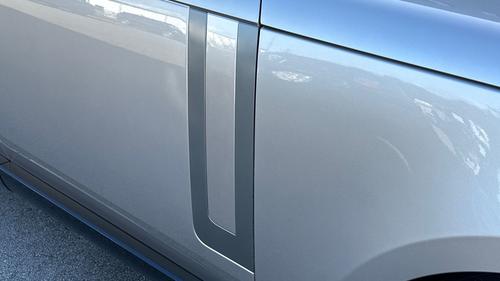 Land Rover Range Rover Photo autoimg-7a3a1561c9a0230b6c2c584a4271648bf80ea673.jpg