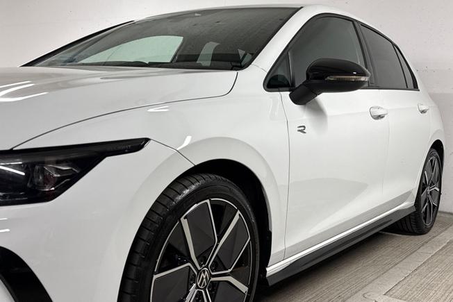 Volkswagen Golf Photo 30