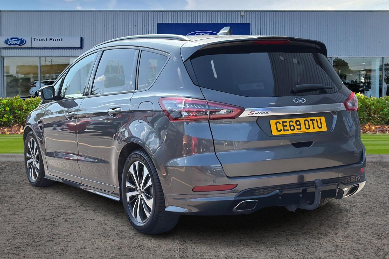 Ford S-MAX Photo 1