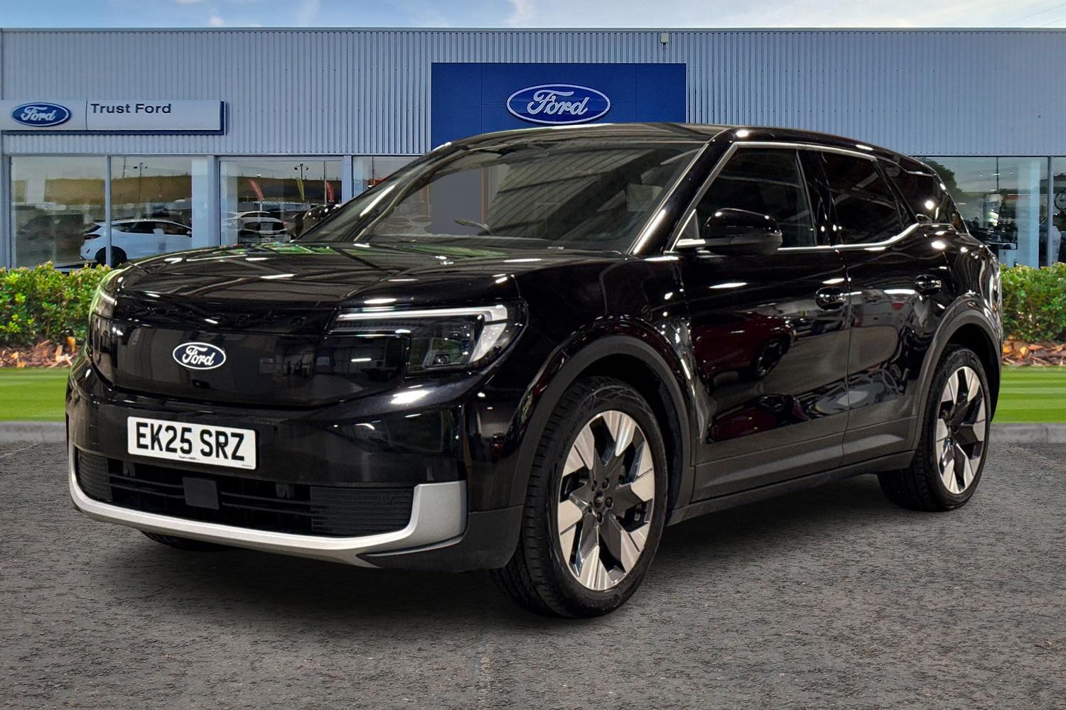 Ford Explorer Photo 4