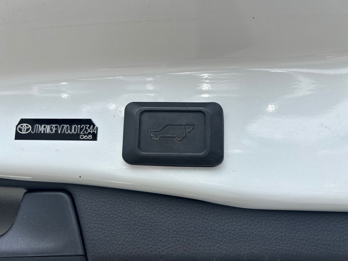 Toyota RAV4 Photo 31