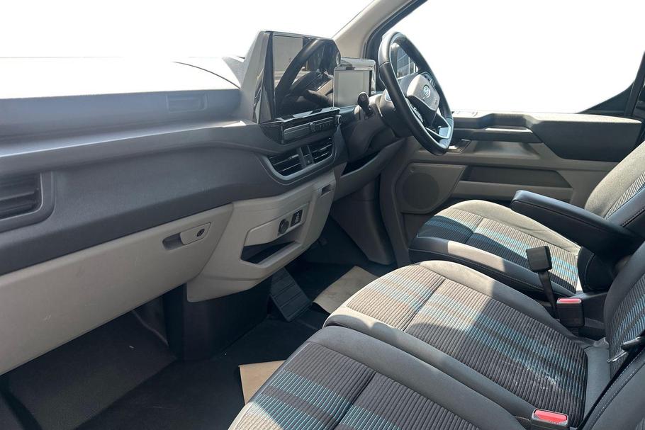 Used Ford TRANSIT CUSTOM WV74RGX 3