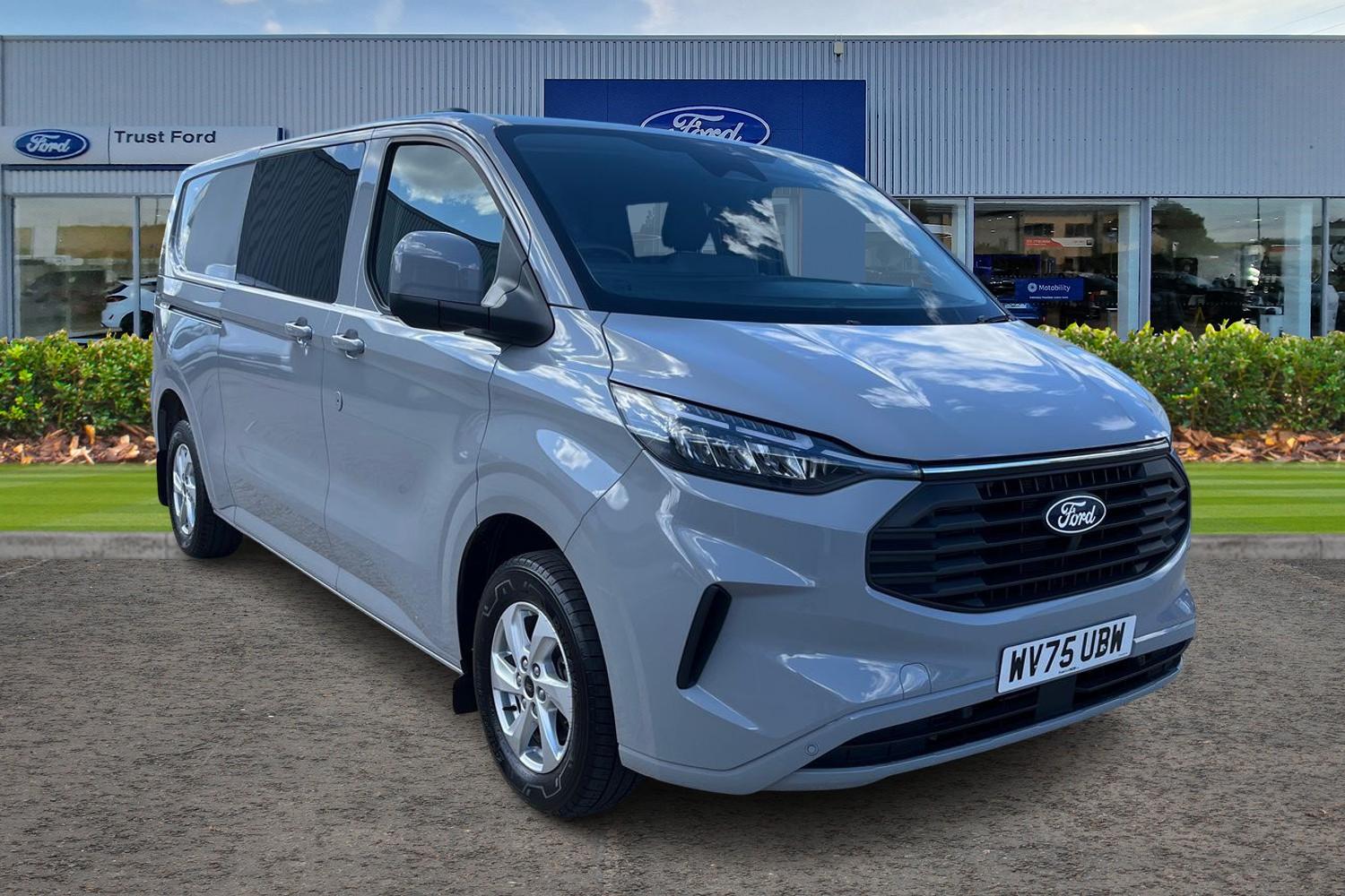 Ford TRANSIT CUSTOM Photo 0