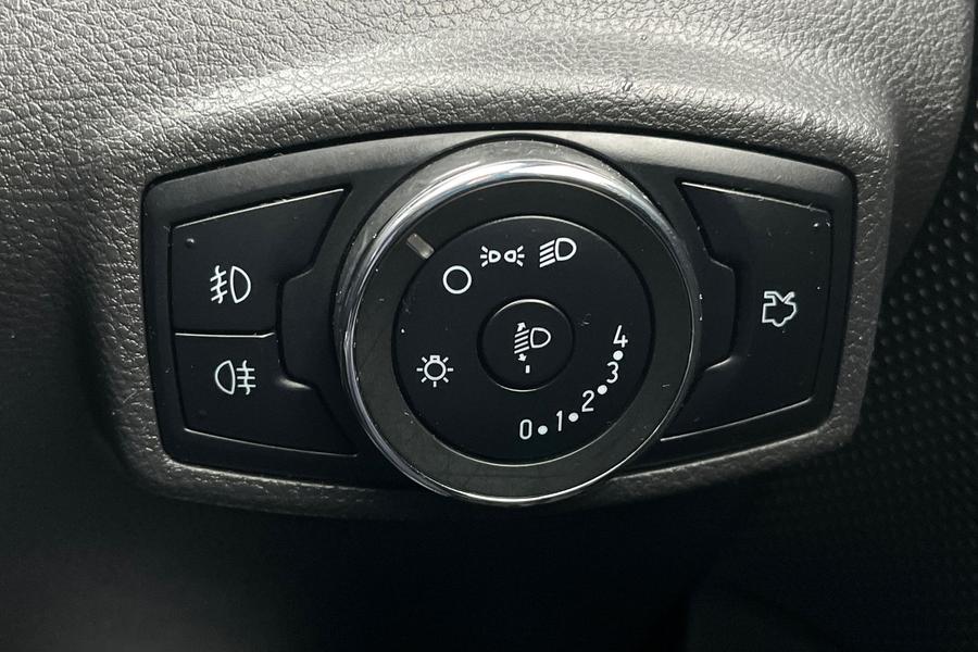 Ford KA+ Photo autoimg-7a550cdedc9d41b332dbcc294a8c0d55ce7df22f.jpg
