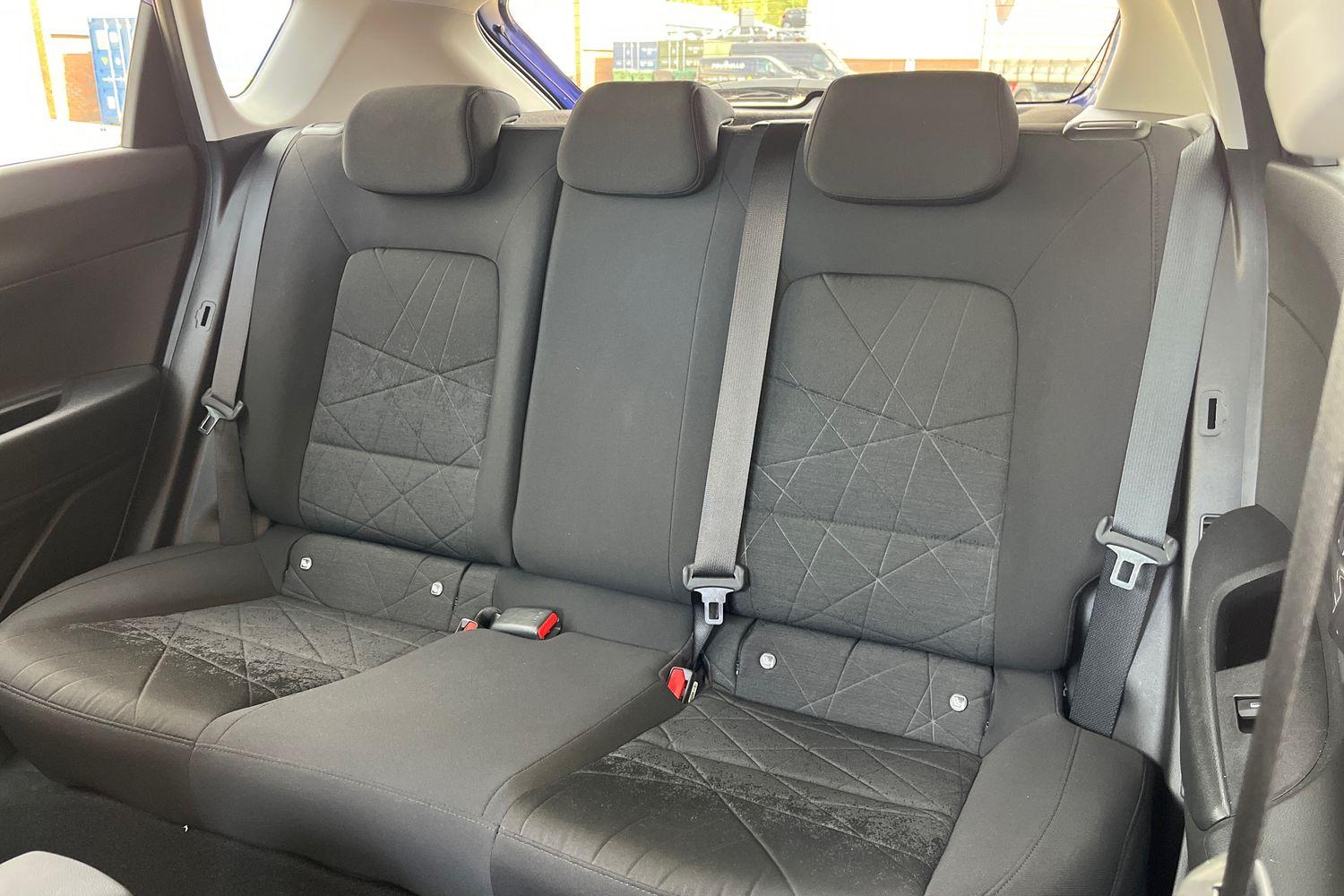 Hyundai BAYON Photo 19