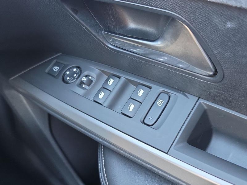 Used Peugeot 3008 LR24BHL 26