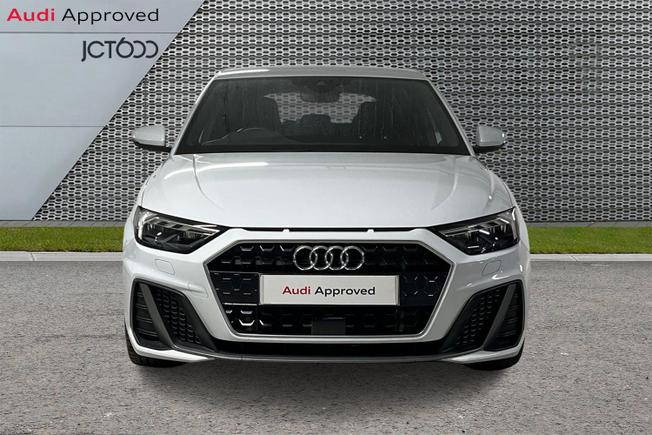 AUDI A1 Photo 8