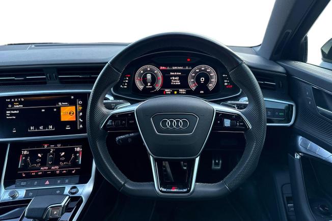 AUDI A6 Avant Photo 11