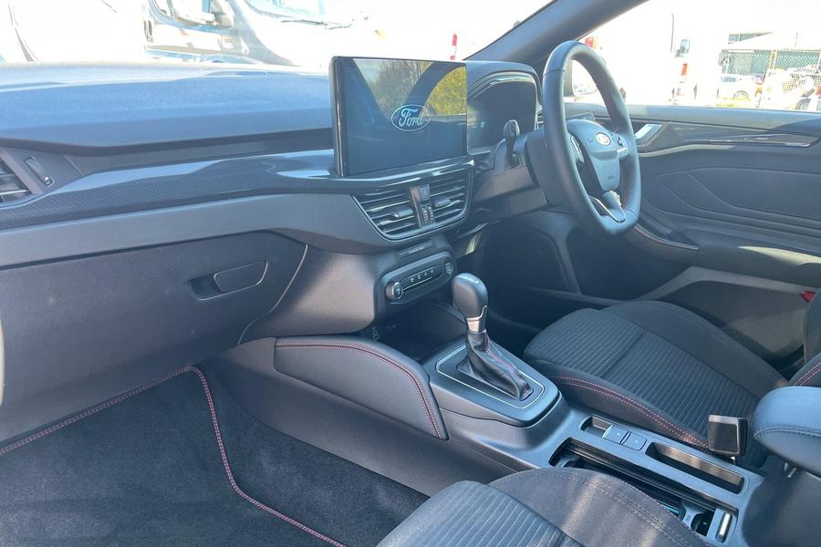 Ford FOCUS Photo autoimg-7a664a5b66ad99d97946181345d336bdef905f61.jpg