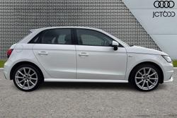 Audi A1 Photo 4