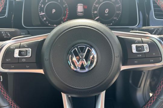 Volkswagen Golf GTI Performance Photo autoimg-7a6c6c3cc74ac995dd04b4c4650223b4134f8a4b.jpg