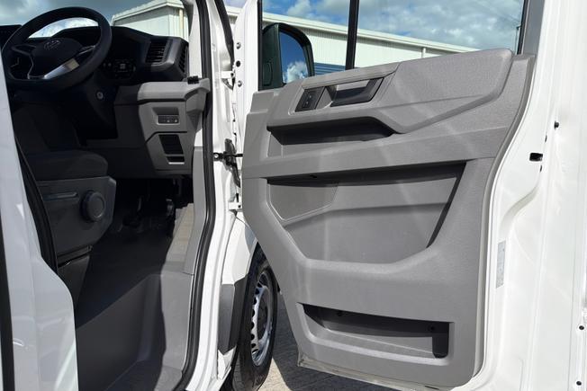VOLKSWAGEN Crafter Photo 35