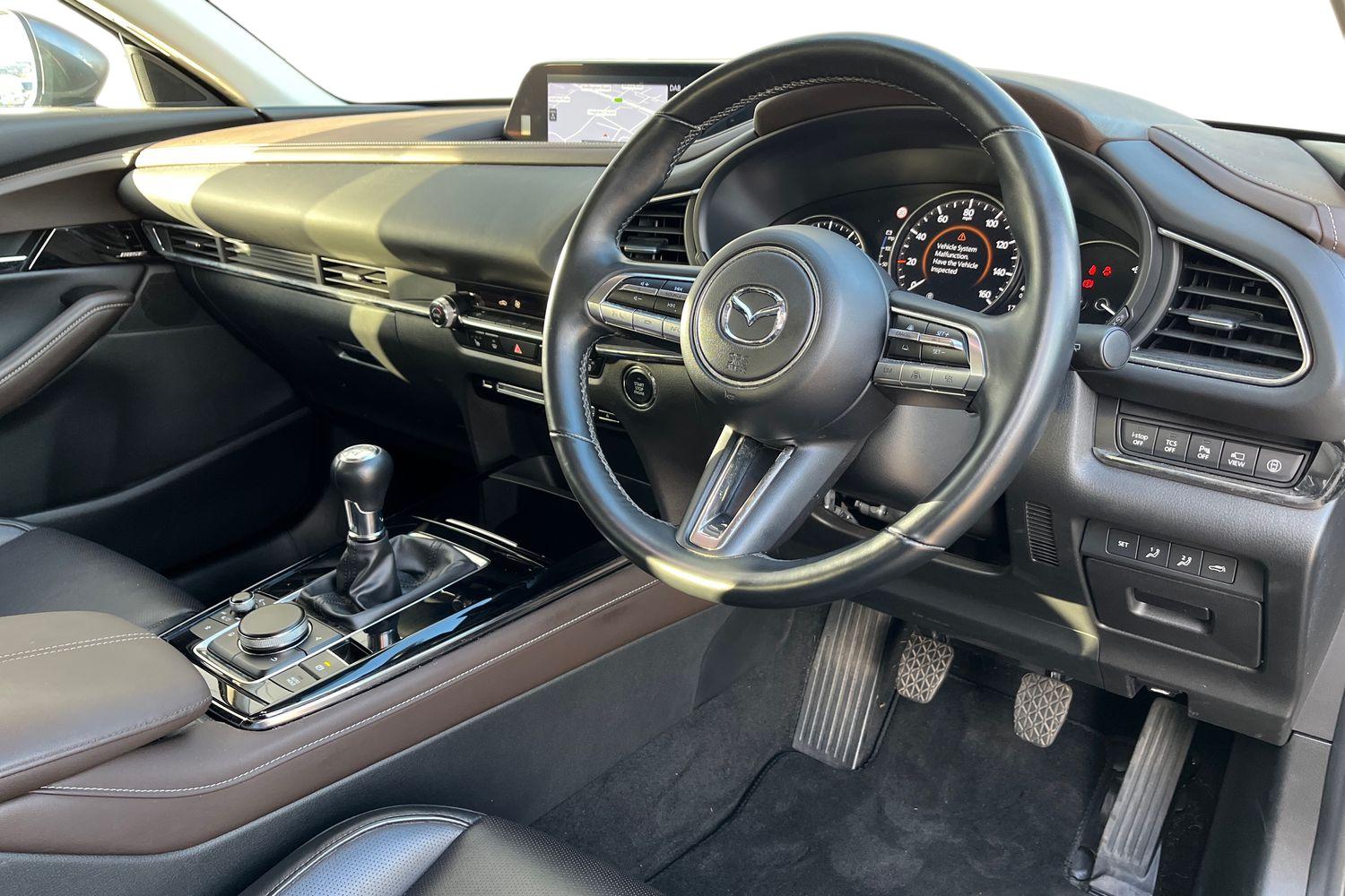 Mazda CX-30 Photo 8