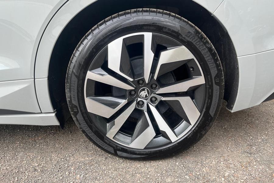 Skoda ENYAQ Photo autoimg-7a794d62b70741c9b12814699cf621234b5e9d24.jpg