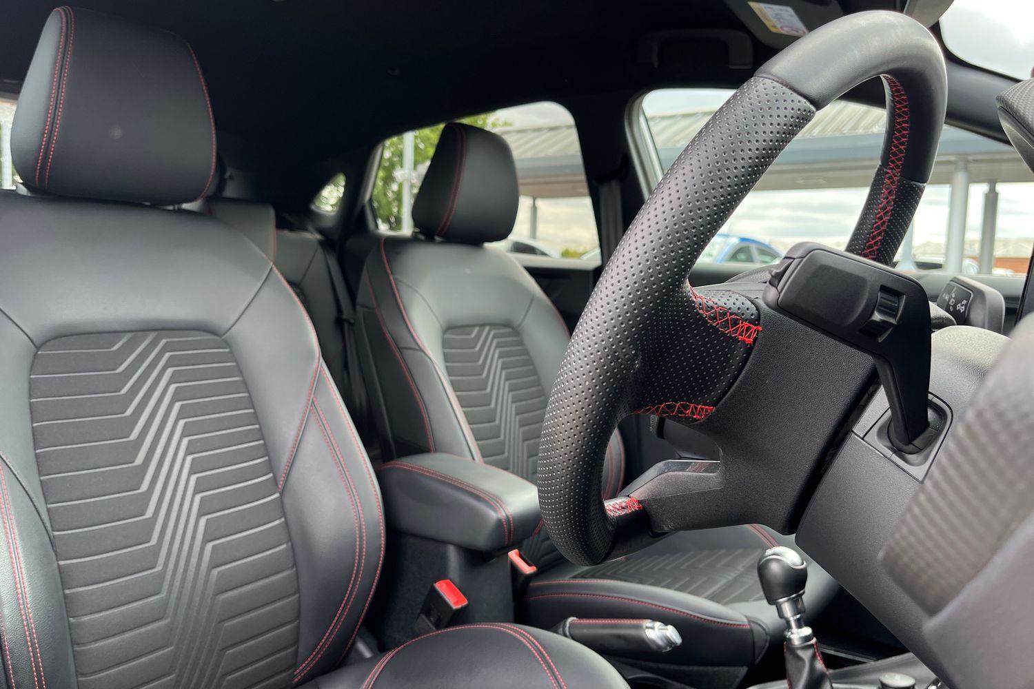 Ford PUMA Photo 16