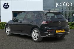 VOLKSWAGEN Golf Photo 3