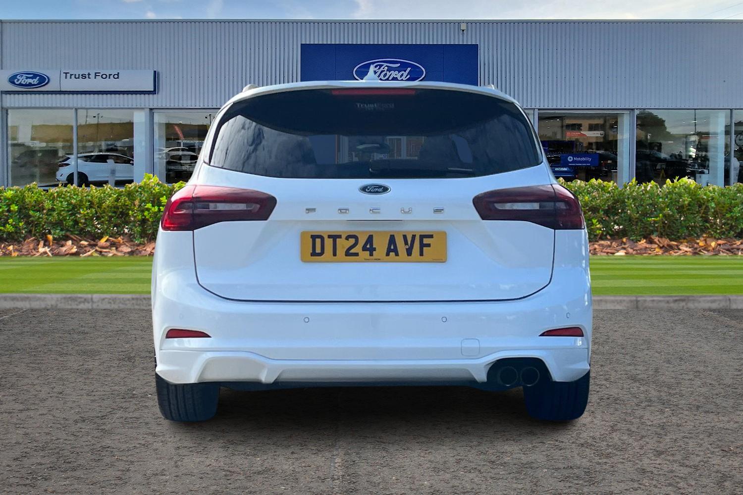 Ford Focus Photo 6