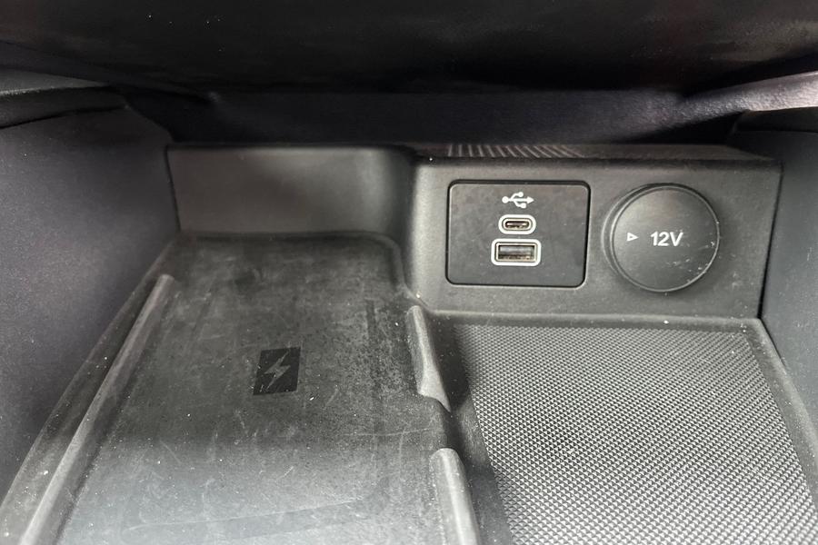 Ford KUGA Photo autoimg-7a8398e2a218ca3ef3b4ddc74ea78b1e93d2c4dd.jpg