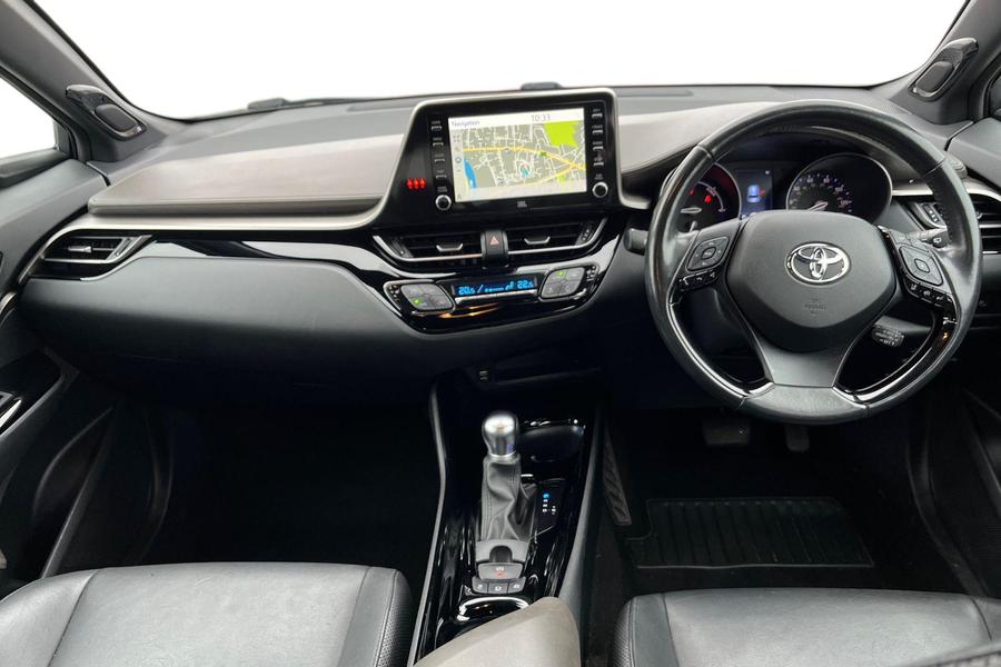 Toyota C-HR Photo autoimg-7a8402280f36f99c48d707f4b3240dc2df5252fa.jpg