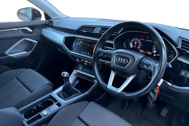 Audi Q3 Photo 6