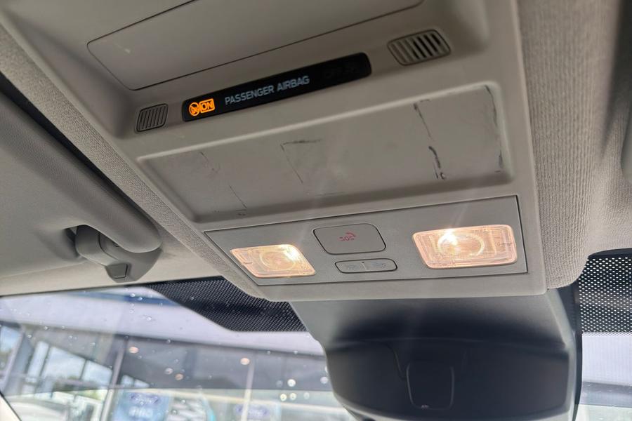 Ford TRANSIT CUSTOM Photo autoimg-7a852a8f98ae24f7cc83e1a2d2a9f8325f0915d5.jpg