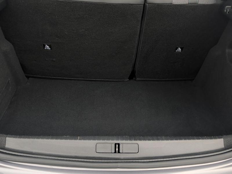 Used Peugeot E-208 YA70HHM 33