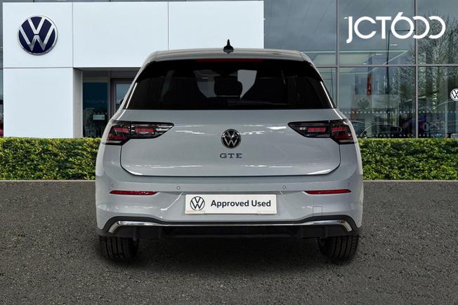 VOLKSWAGEN Golf Photo 7
