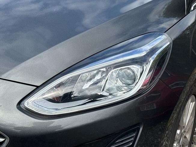 FORD Fiesta Photo 19
